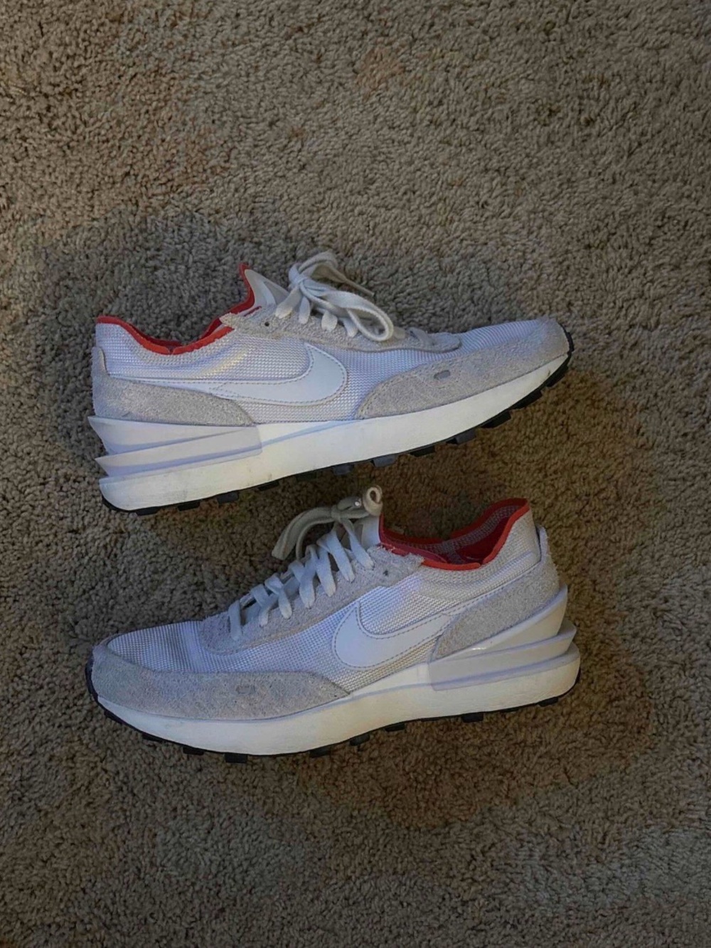 Nike Women’s White Waffle Vintage “White Picante Red”. Never worn